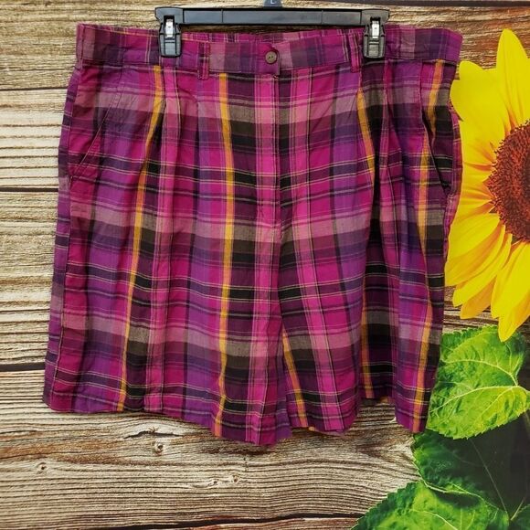 "Karen Scott II " Woman's  shorts Size: 24W pink/orange/purple plaid Pre-owned - Picture 1 of 5